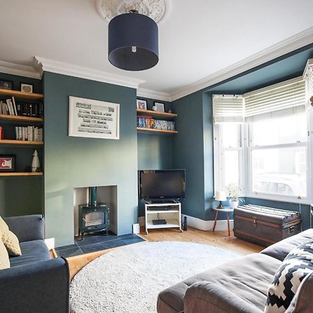 Tranquil 2 Bedroom Home In Totterdown Bristol Dış mekan fotoğraf